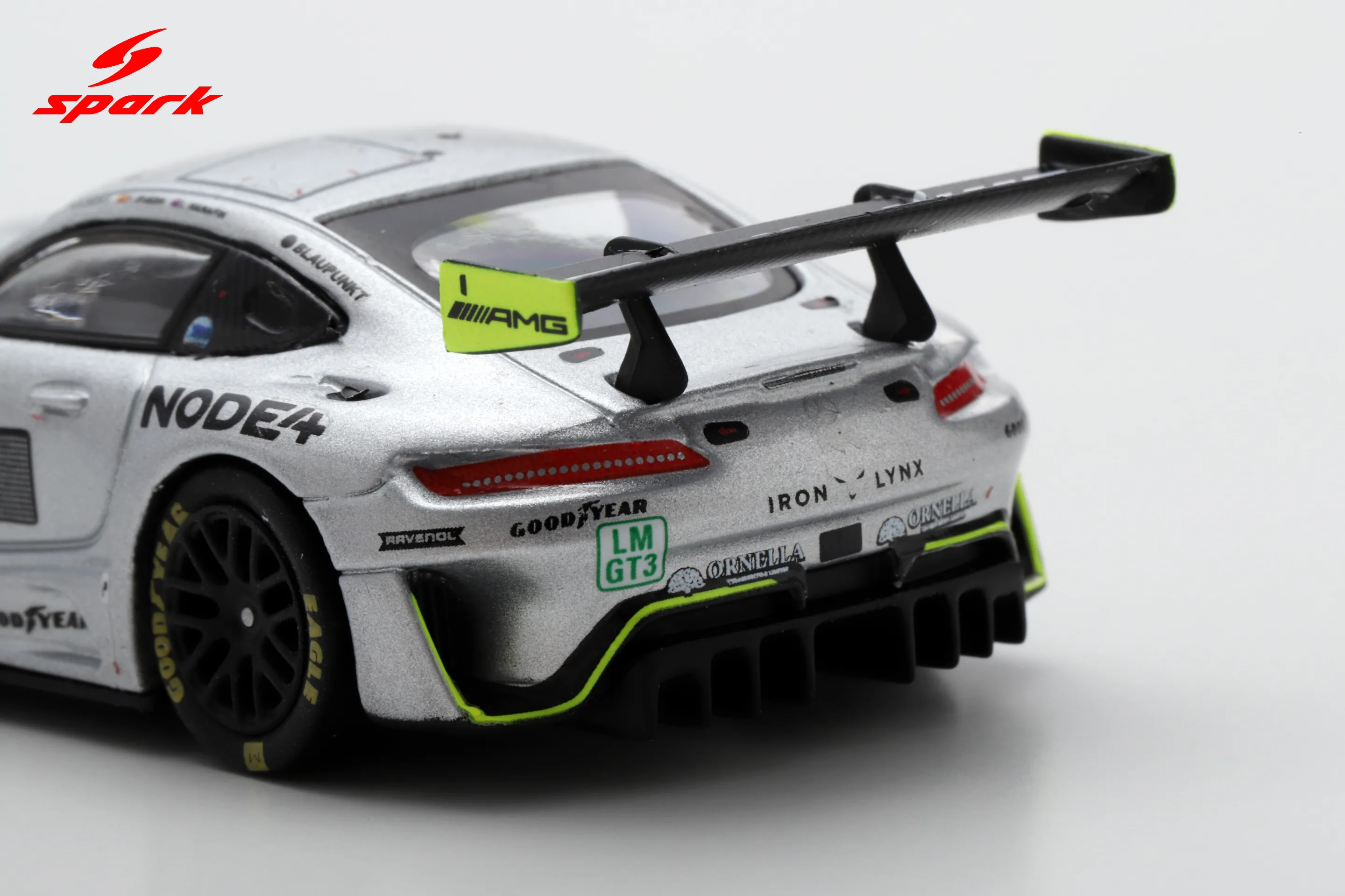 Mercedes-AMG LMGT3 No.60 IRON LYNX Le Mans 24H 2025 A. Gilbert - L. Hanafin - F. Rueda